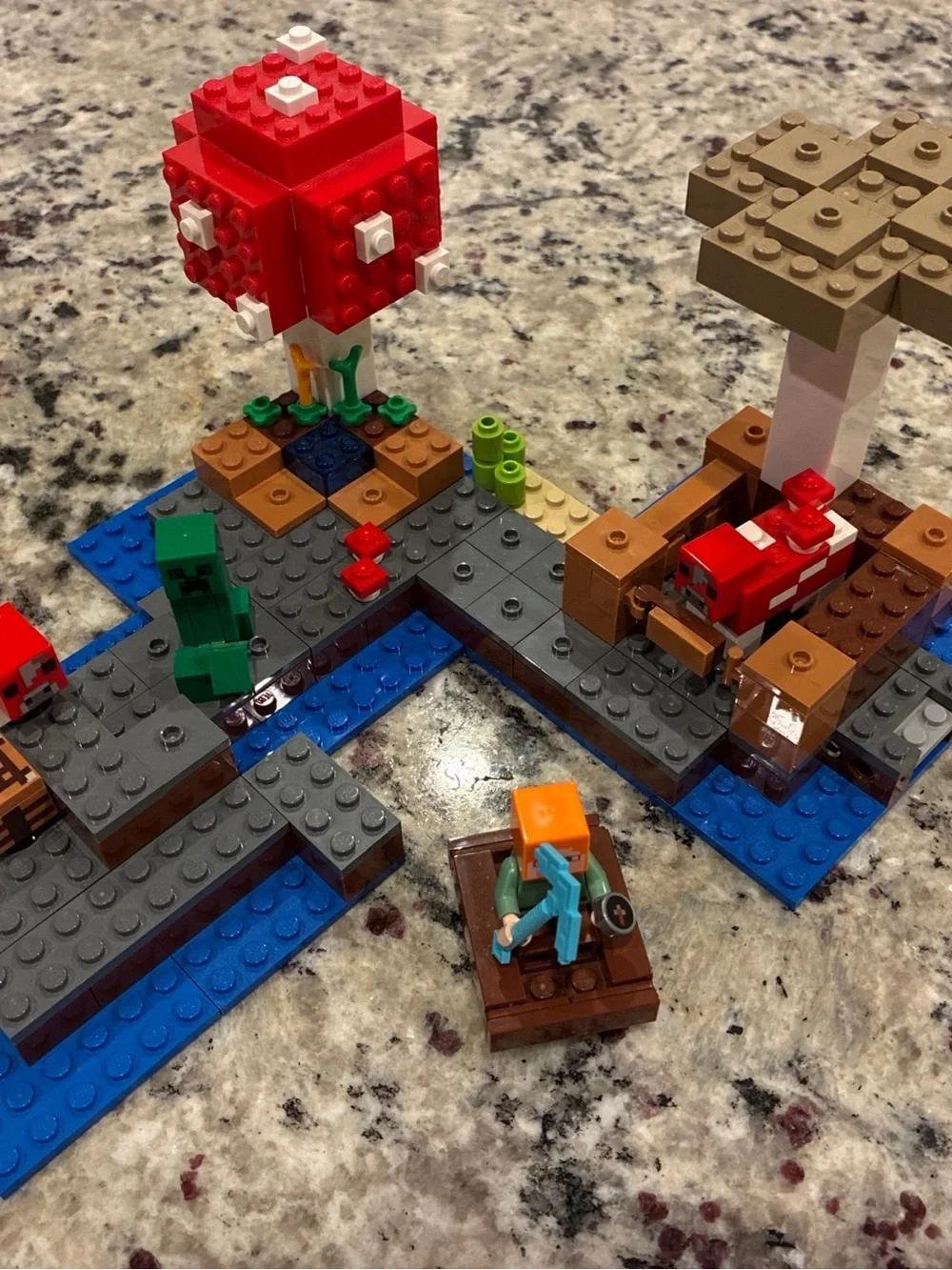 Lego #21129 The Mushroom Island